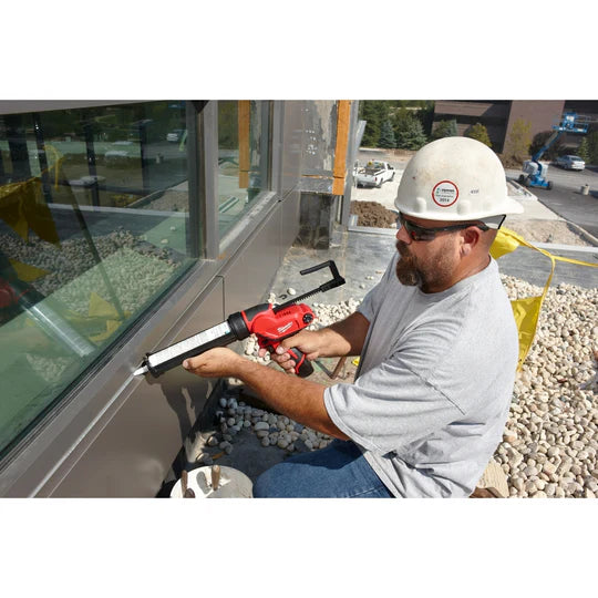 Milwaukee 2441-20 M12 12V 10-Ounce Caulk And Adhesive Gun - Bare Tool image 3