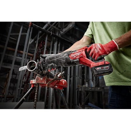 Milwaukee 2822-20 M18 FUEL SAWZALL Recip Saw with ONE-KEY (Tool-Only) – Next-Level Power and Smart Control image 2