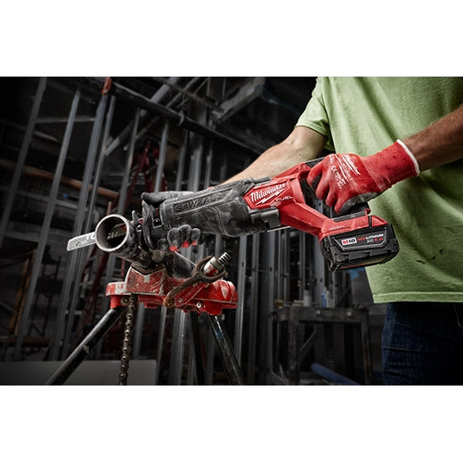 Milwaukee 2822-20 M18 FUEL SAWZALL Recip Saw with ONE-KEY (Tool-Only) – Next-Level Power and Smart Control image 2