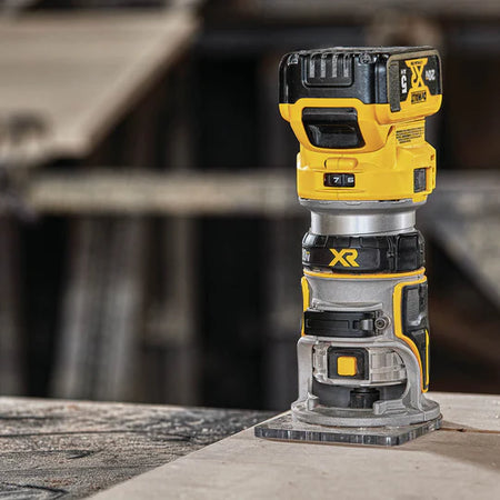 DeWALT DCW600B 20V Depth Adjusting Brushless Cordless Router - Bare Tool image 2