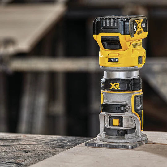 DeWALT DCW600B 20V Depth Adjusting Brushless Cordless Router - Bare Tool image 2